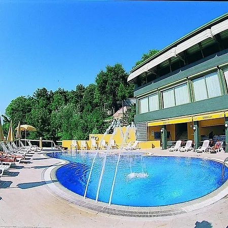 Dayone Kilyos Hotel 3*